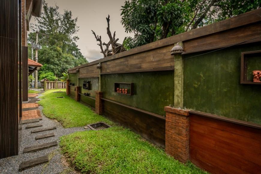 Hotel Ingmon House Chiang Mai Exterior foto