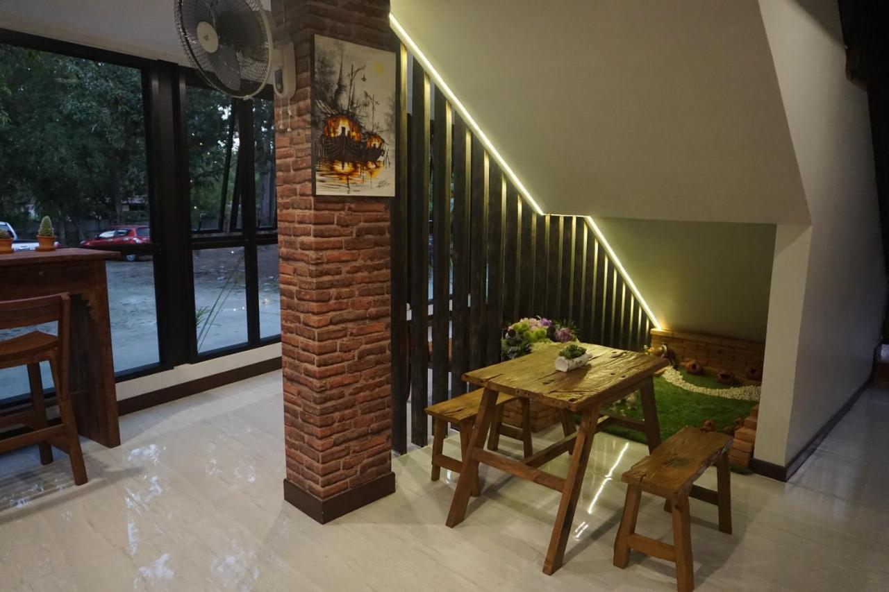 Hotel Ingmon House Chiang Mai Exterior foto