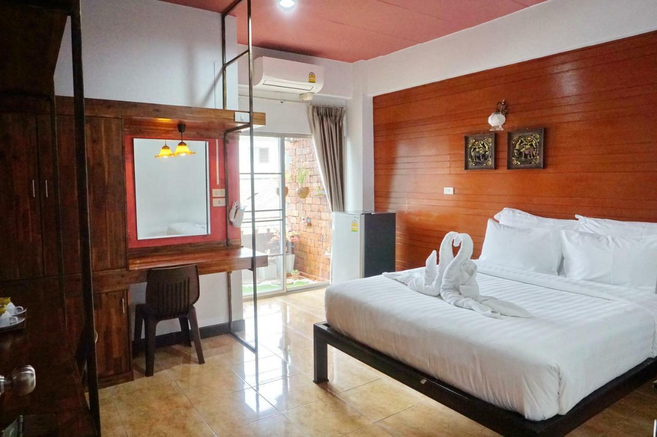 Hotel Ingmon House Chiang Mai Exterior foto